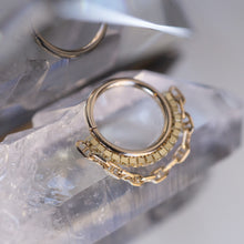 Load image into Gallery viewer, Selene Seam Ring