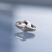 Load image into Gallery viewer, Saturn End