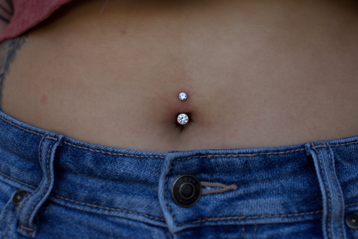 Navel Curves