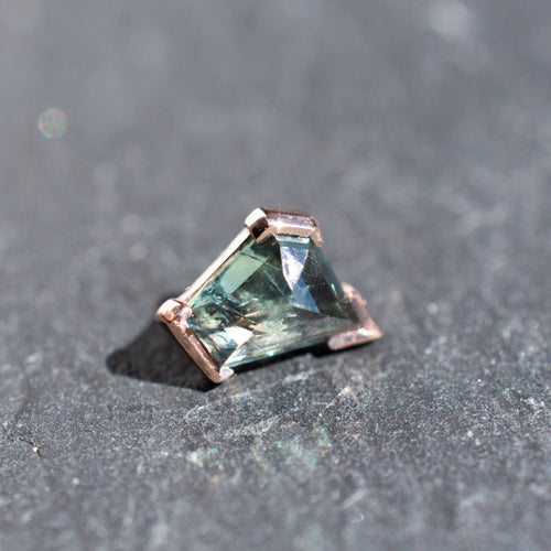 Geometric Cut Madagascar Sapphire Rose Gold Threadless End