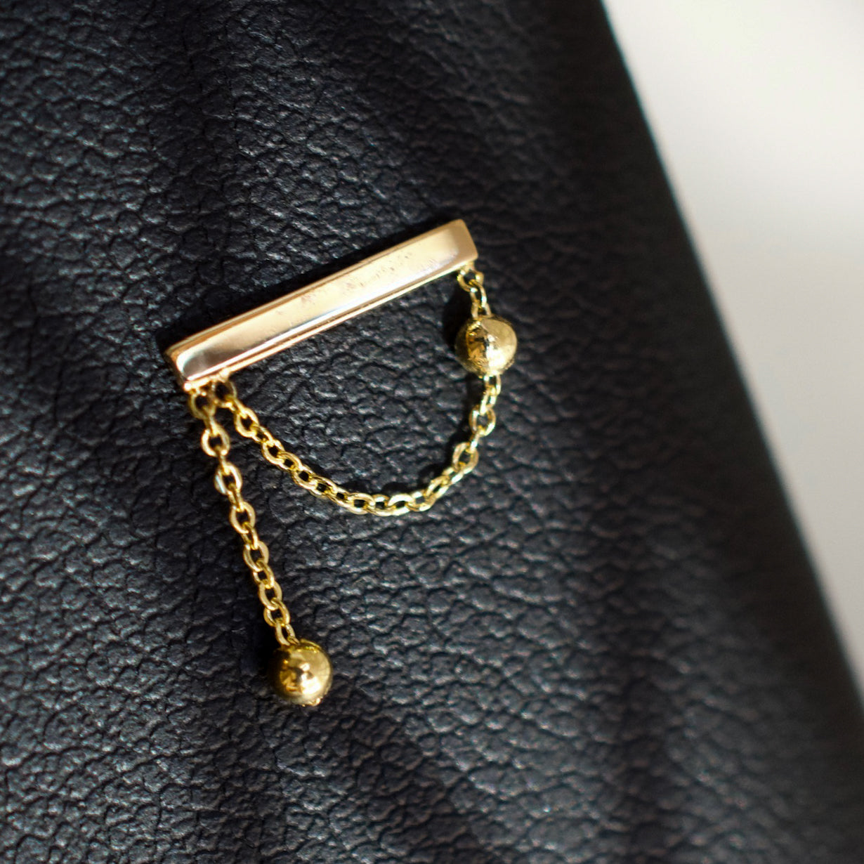 Celeste Pin End with Chain Detail