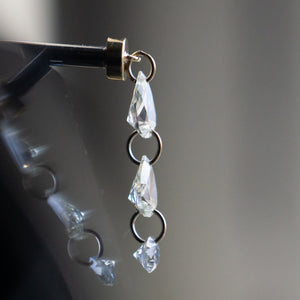 Sora Floating Diamond Threaded End - Pear + Round