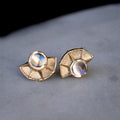 Guide Rainbow Moonstone Pin End