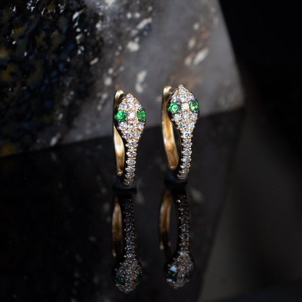 Diamond Pavé + Emerald Eye Snake Hinged Ring