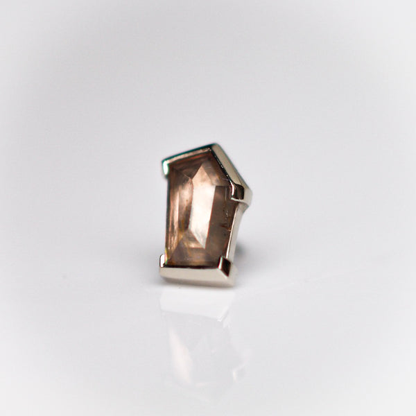 Peach Geometric Cut Umba Sapphire Pin End