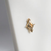 Load image into Gallery viewer, Mini Dala Detail Gold Stud - Diamond