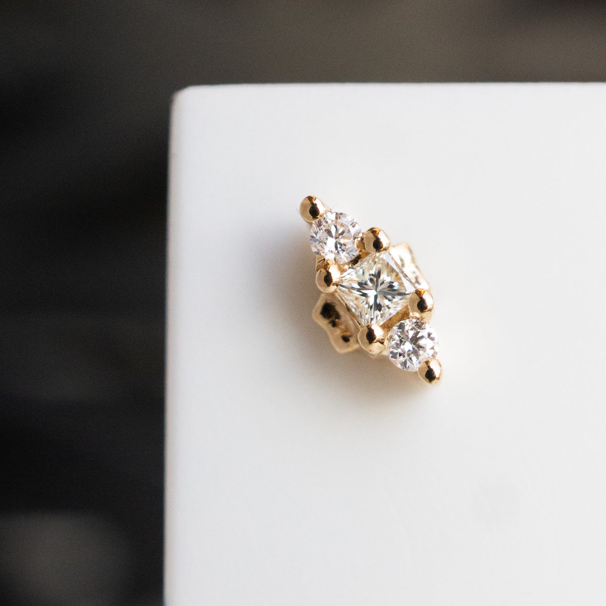 Dala Diamond Stud 3