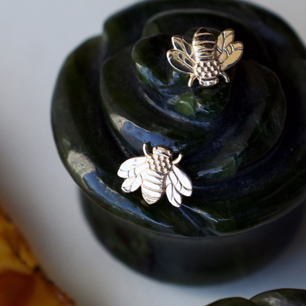 Bee Threaded End