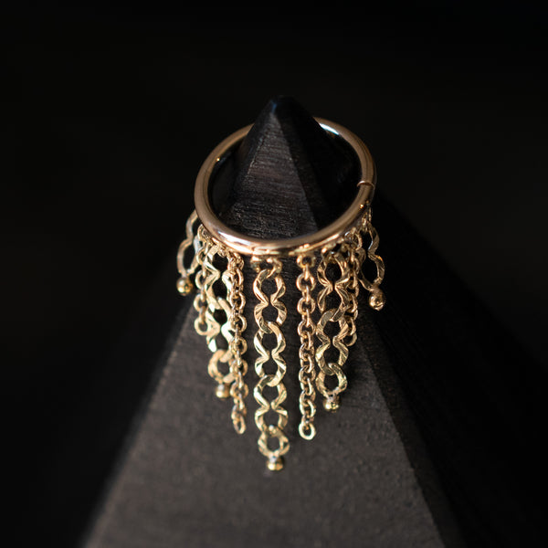 Hyades Hinged Ring