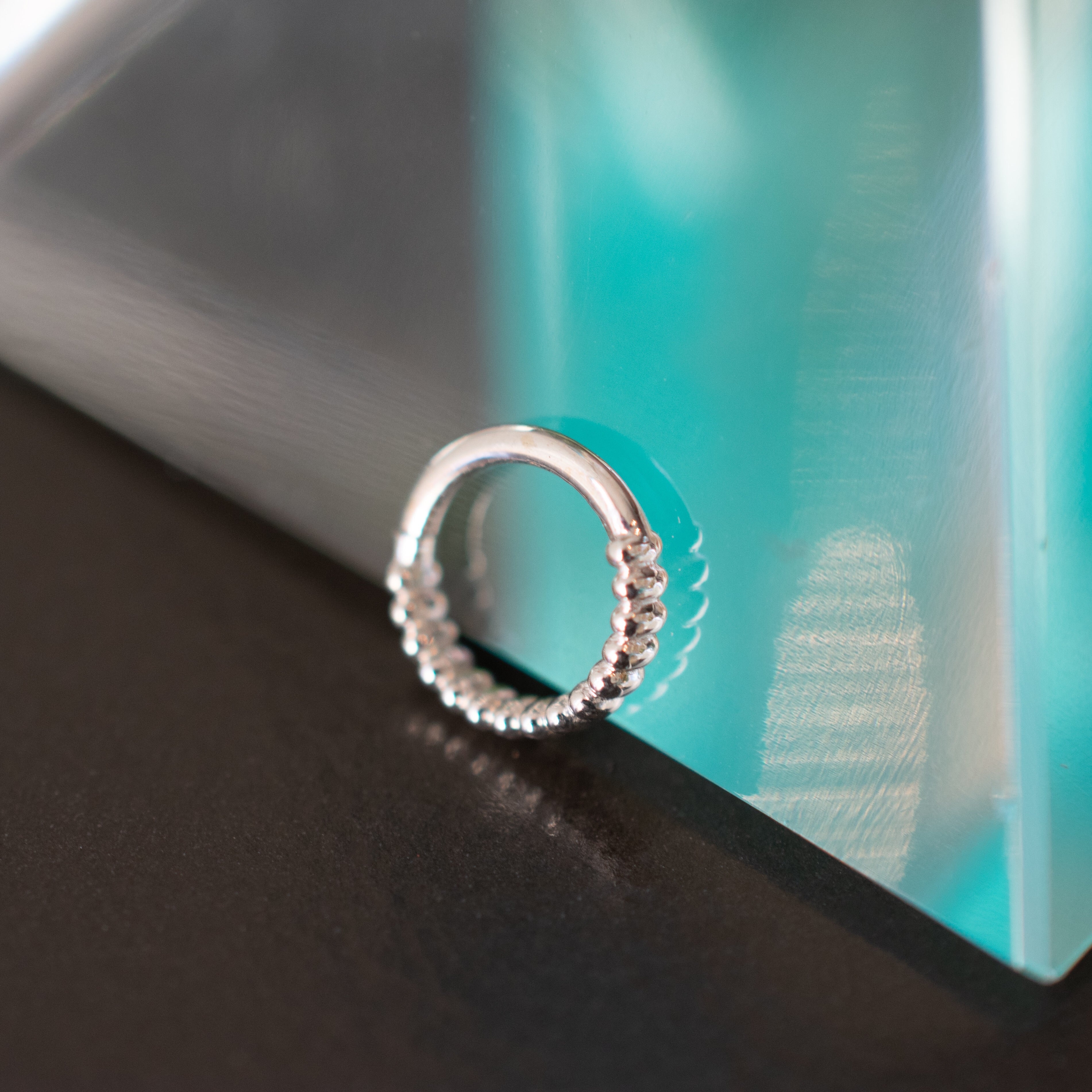 Linear Seam Ring
