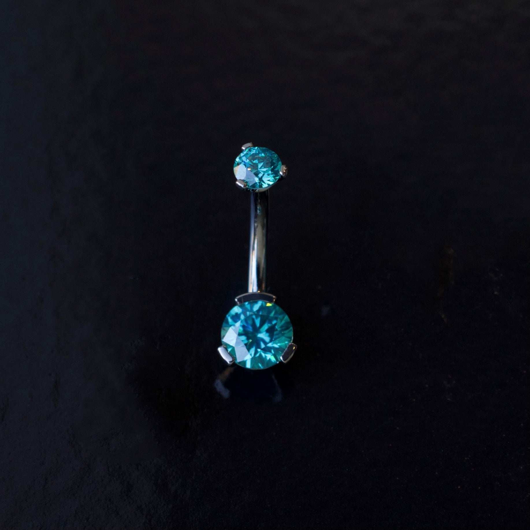 Titanium Navel Curve with 6mm Prong Gem