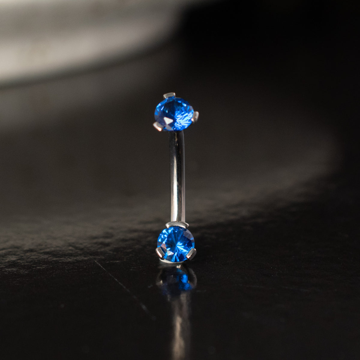 Titanium Navel Curve with 4mm Prong Gem
