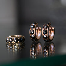 Load image into Gallery viewer, Rose Cut Black Diamond Hinged Ring