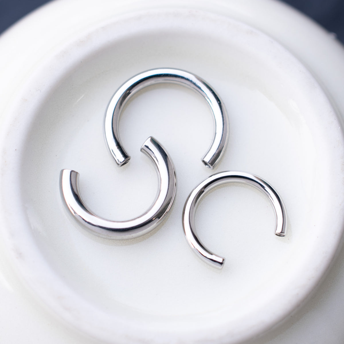 Circular Barbell Post (16g-12g) – Somatic Body Piercing