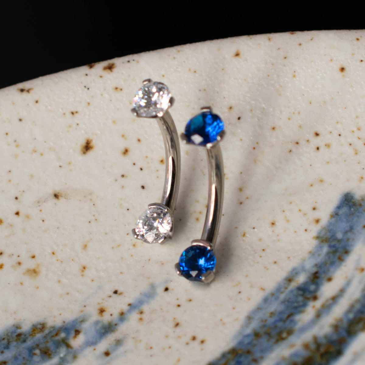 Titanium Navel Curve with 4mm Prong Gem