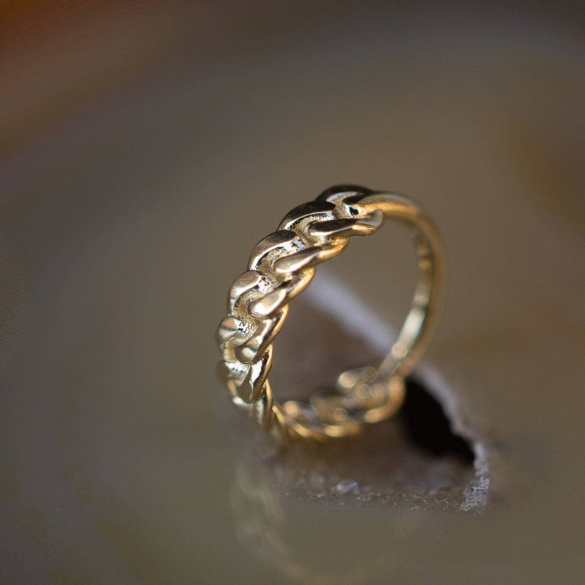Downtown Continuous Ring