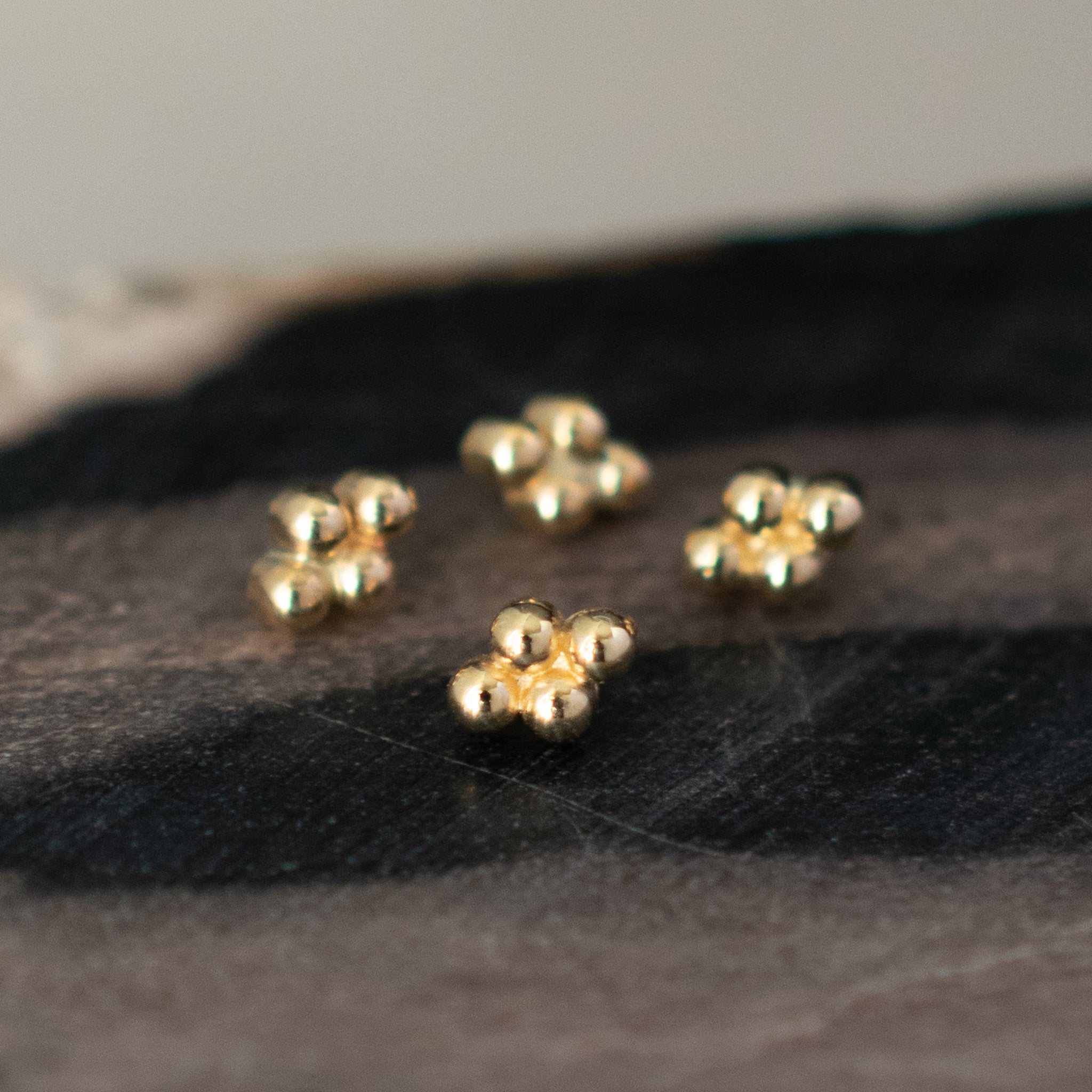 4 Bead Threaded End