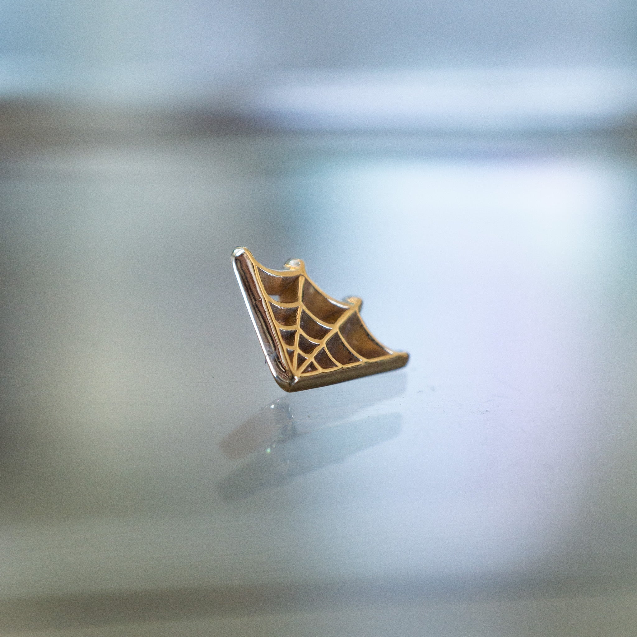 Spider Web Threaded End